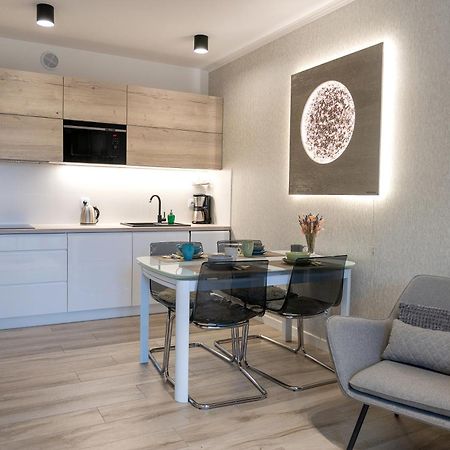 Platinium Moon - Przy Samym Morzu - Easy-Rent Apartments Rewal Dış mekan fotoğraf